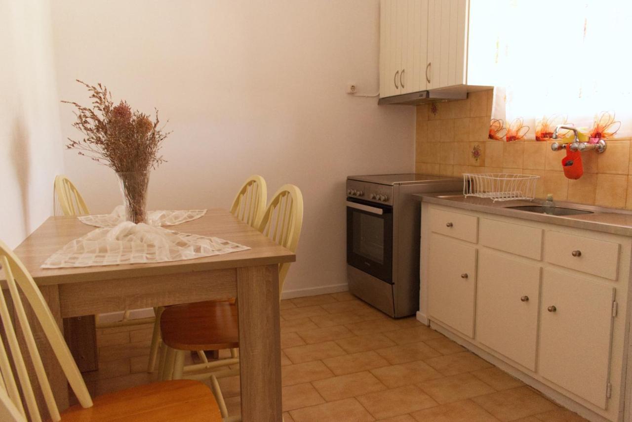 Margaret House Villa Isterni  Bagian luar foto
