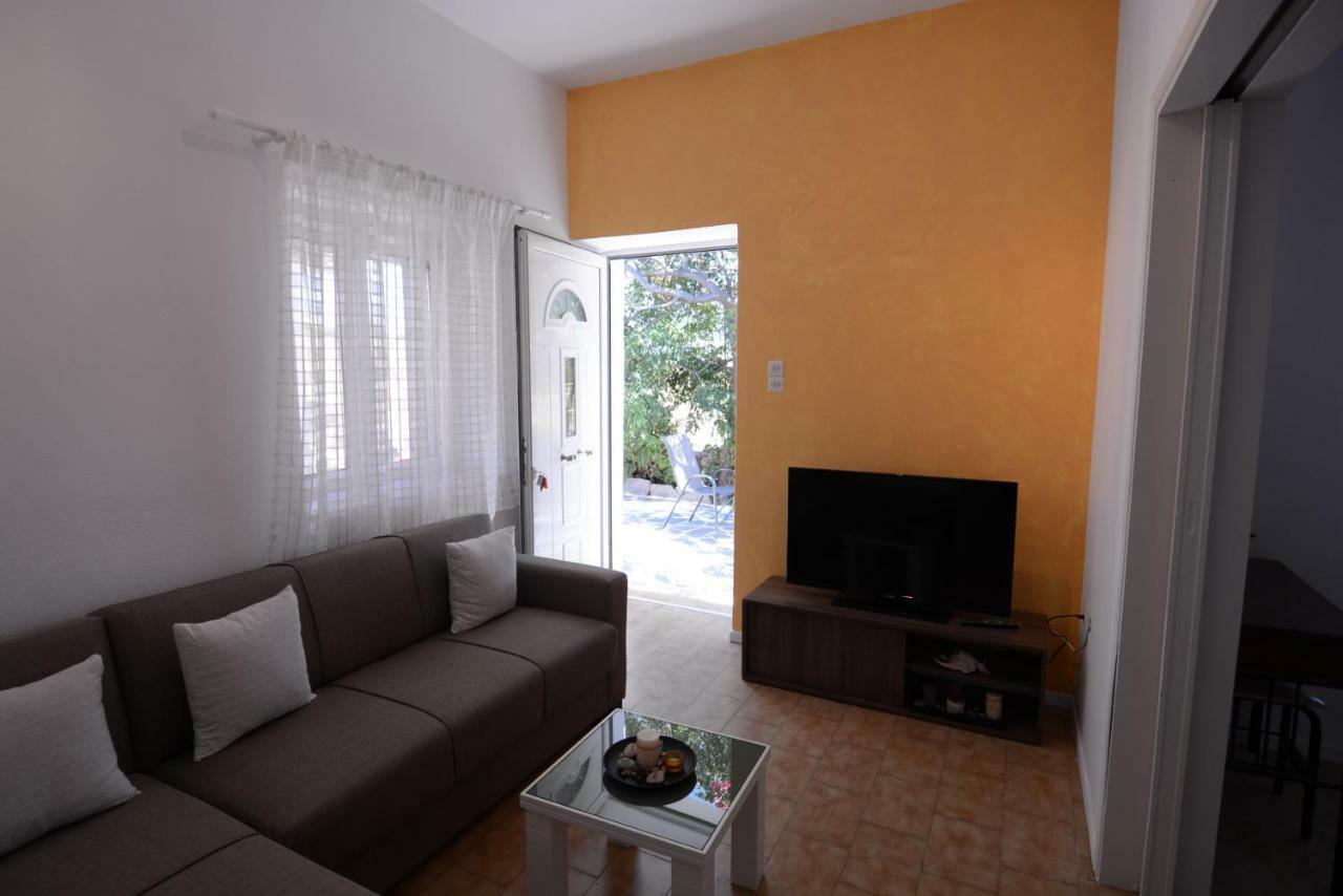 Margaret House Villa Isterni  Bagian luar foto